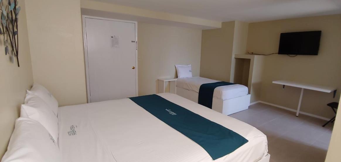 Hotel Frontera Baja Mexicali Eksteriør billede