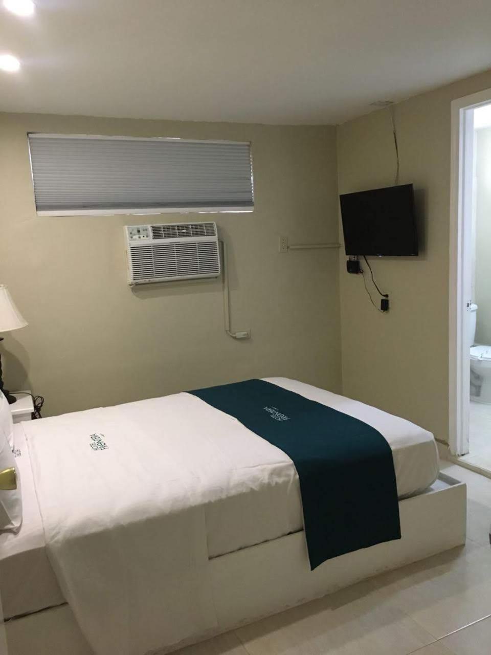 Hotel Frontera Baja Mexicali Eksteriør billede